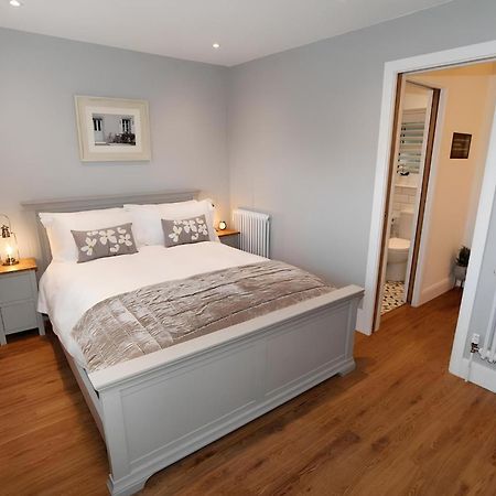 Tucked Away, Beach Access Sleeps 4 Mumbles Extérieur photo